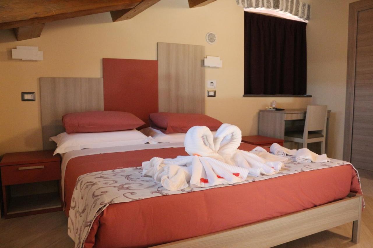 Dimora Del Corso Hotel Rotonda Kültér fotó